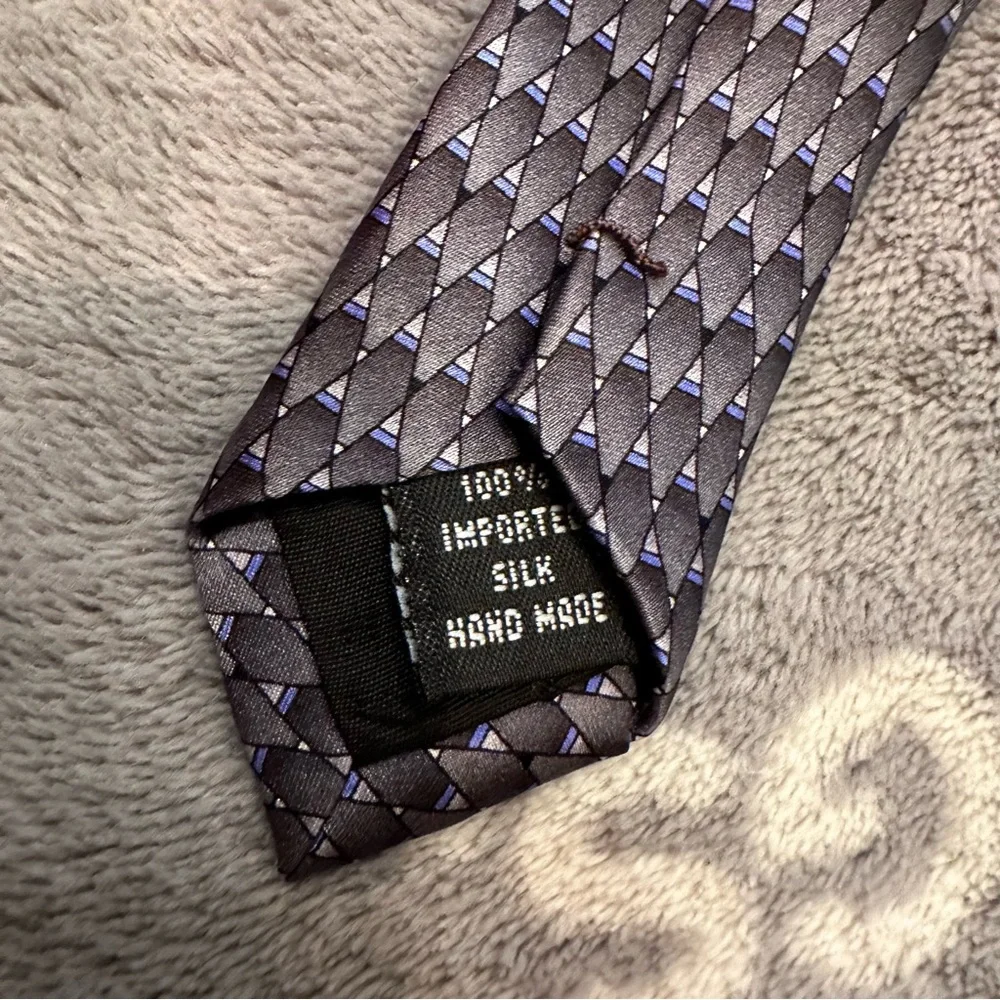 Ziggurat 100% Silk Diamond Print Tie